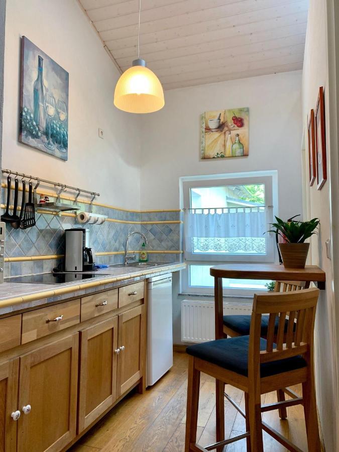 Villa-Rosengarten-Ferienwohnung-Baumhaus-Mit-Seeblick Sassnitz Esterno foto